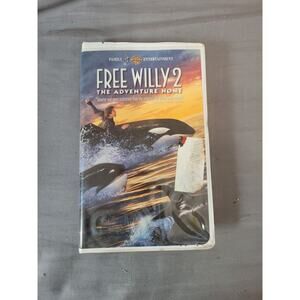 Free Willy 2 the Adventure Home VHS
